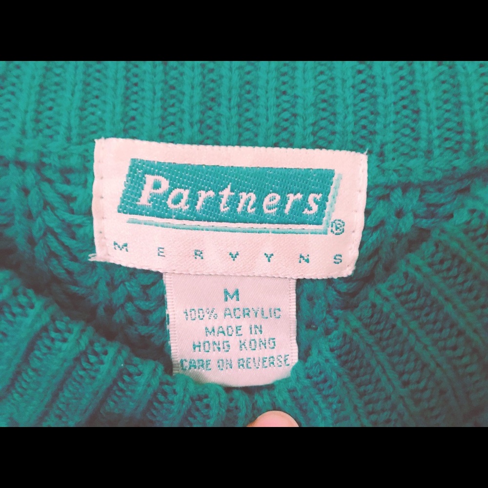 Sweater - Picture 2 of 2